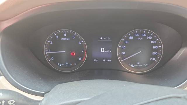 https://images10.gaadi.com/usedgaadi-sellcar/UsedCar/f50bb5a3a/a00981f4-8c89-46d9-9399-61080a855b51.jpg?imwidth=6401