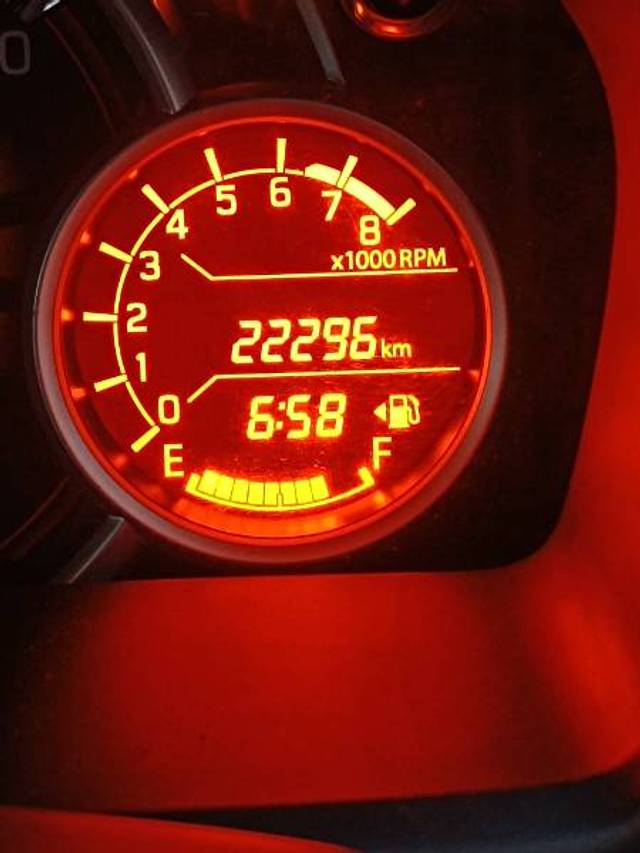 https://images10.gaadi.com/usedgaadi-sellcar/UsedCar/f50c27f3a/45f2a2cd-2f3b-4e51-9c13-1fd5ee4e5eb7.jpg?imwidth=6402