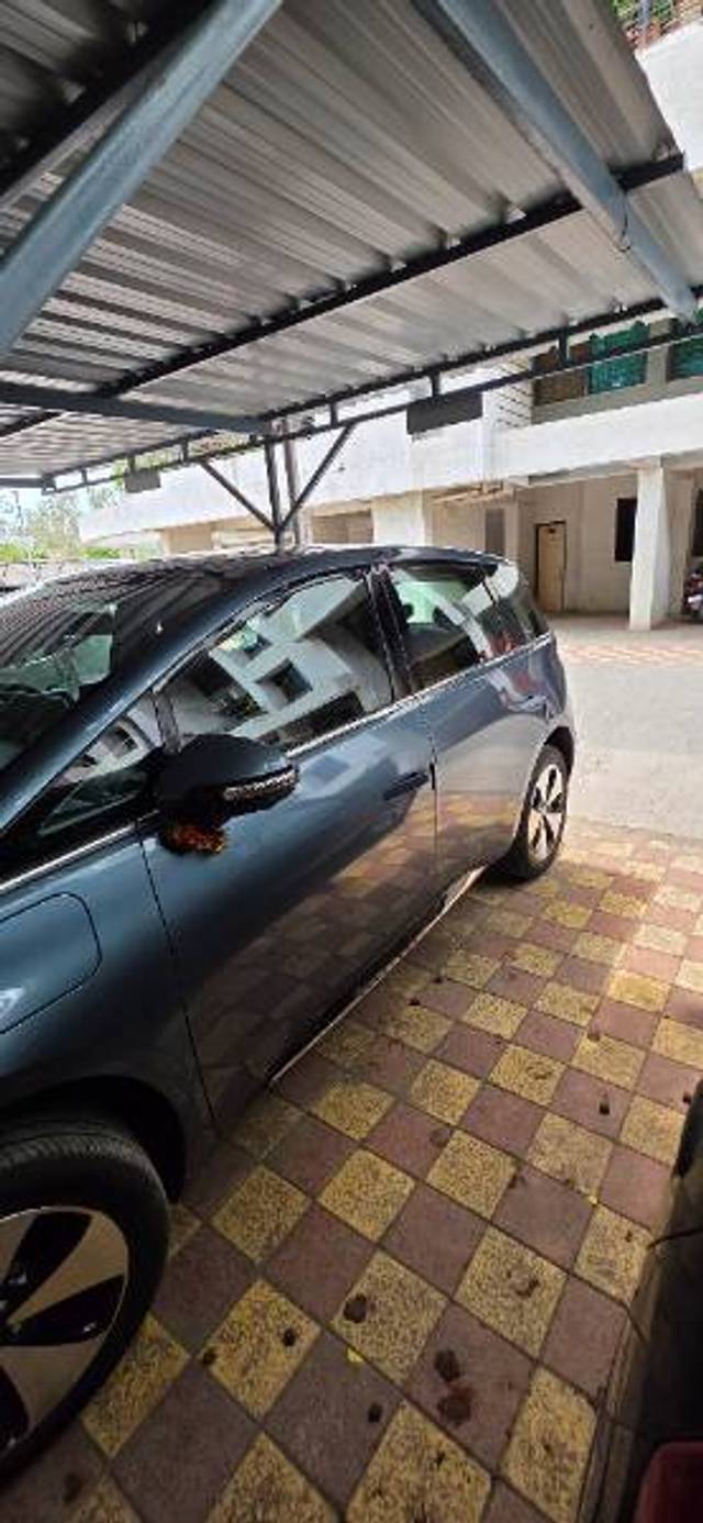 https://images10.gaadi.com/usedgaadi-sellcar/UsedCar/f50d1f33a/2170e705-4667-4c3a-a3d4-527ba97e913d.jpg?imwidth=6401