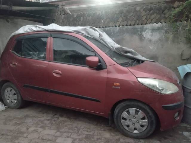 https://images10.gaadi.com/usedgaadi-sellcar/UsedCar/f50d22fca/4ace5dc5-be5a-4d10-a10d-b5c4c3e161cb.jpeg?imwidth=6402