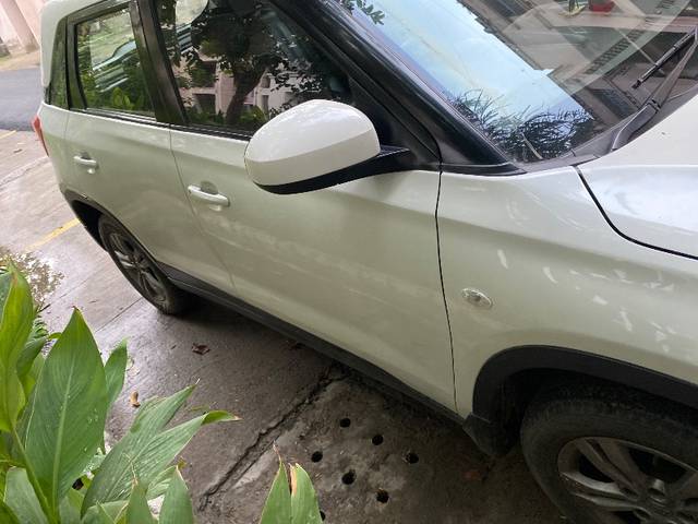 https://images10.gaadi.com/usedgaadi-sellcar/UsedCar/f50dac21a/db9ec237-f78e-43fa-bf20-ca26d8f29629.jpg?imwidth=6401
