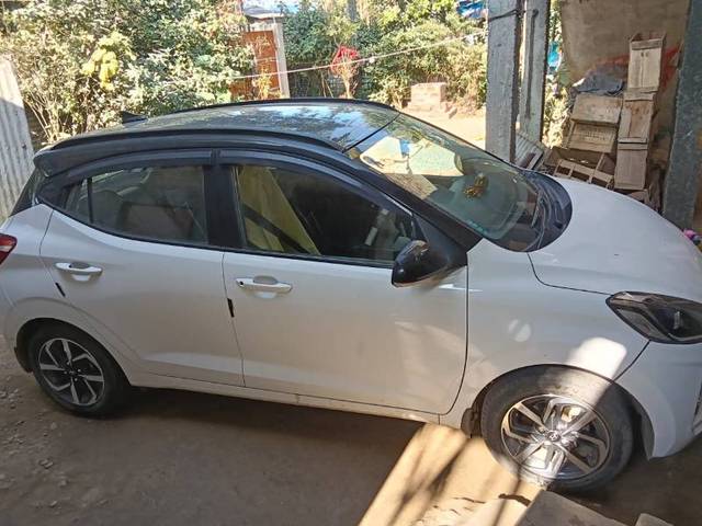 https://images10.gaadi.com/usedgaadi-sellcar/UsedCar/f50dc4a1a/9e4c18c6-3554-4d82-b2c8-75a2c9221704.jpg?imwidth=6400