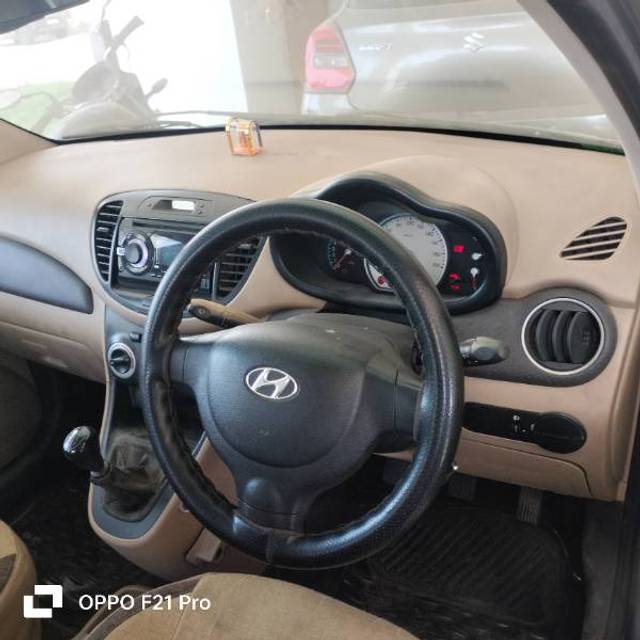 https://images10.gaadi.com/usedgaadi-sellcar/UsedCar/f50e9bc8a/0f289174-baec-41d1-ae81-f49d56e57138.jpg?imwidth=6402