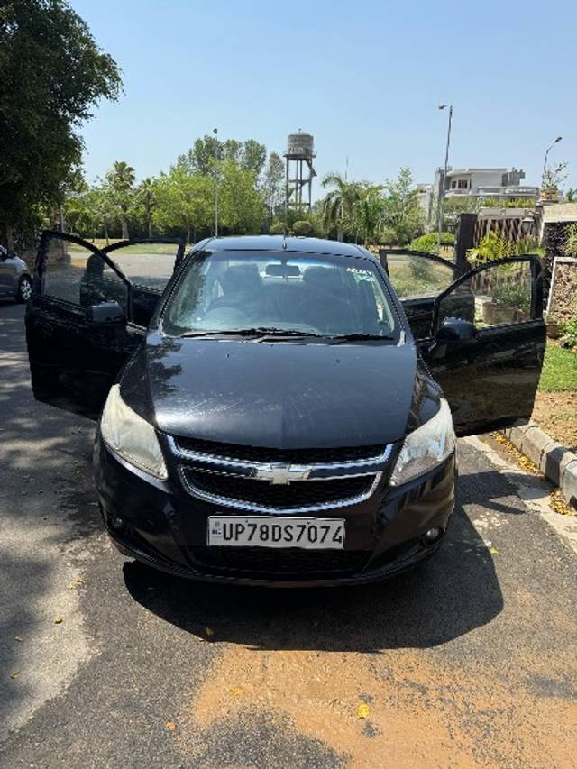 https://images10.gaadi.com/usedgaadi-sellcar/UsedCar/f50f2a43a/1f49814e-0063-4874-807a-8170bd12a42a.jpeg?imwidth=6400