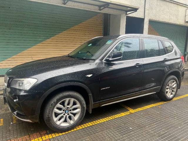 https://images10.gaadi.com/usedgaadi-sellcar/UsedCar/f50f4257a/1fe957b8-8e82-4e6c-bcfa-83a216e4dfe7.jpeg?imwidth=6400