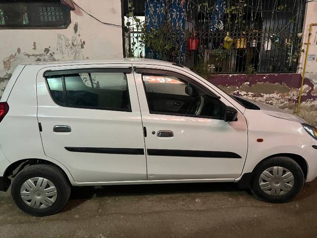 https://images10.gaadi.com/usedgaadi-sellcar/UsedCar/f50f6dc2a/a2dfdab1-d245-49a9-9aba-a69cd5eaab14.jpeg?imwidth=6401