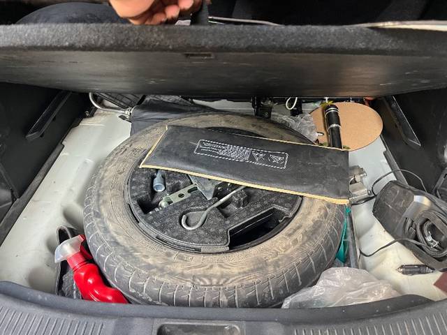 https://images10.gaadi.com/usedgaadi-sellcar/UsedCar/f50f72b5a/0d21ea0e-33c8-4b72-a88c-4031b8ff2f89.jpeg?imwidth=6402