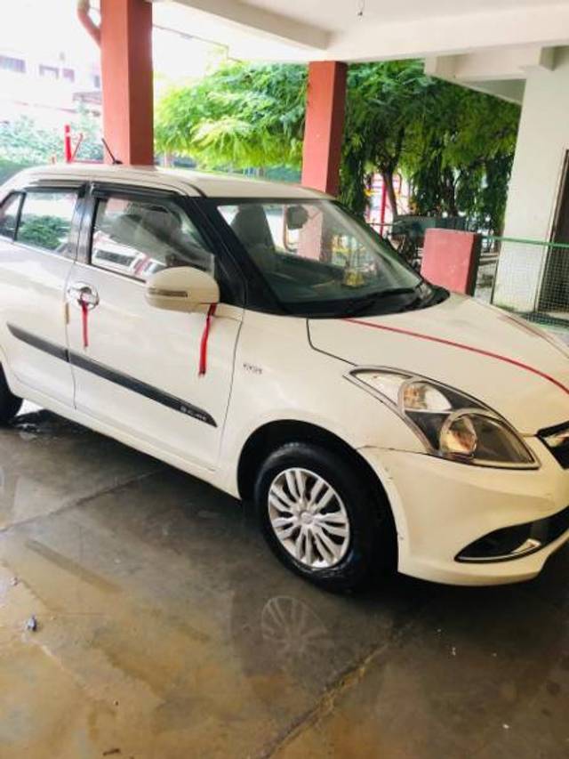 https://images10.gaadi.com/usedgaadi-sellcar/UsedCar/f50febd9a/cd05ada4-9db9-481d-9020-24466cb34aae.jpg?imwidth=6400
