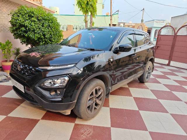 https://images10.gaadi.com/usedgaadi-sellcar/UsedCar/f5108ebca/bf1701a1-1615-48f6-bbce-c6edb592b75b.jpg?imwidth=6401
