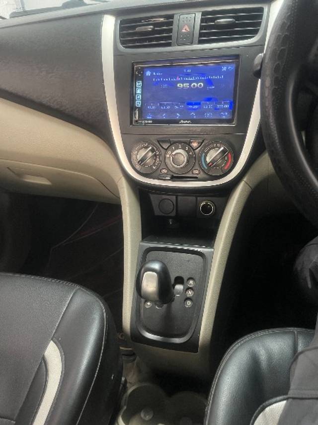 https://images10.gaadi.com/usedgaadi-sellcar/UsedCar/f510905aa/71686049-475f-4b38-8c9f-f4499c9505f4.jpeg?imwidth=6400