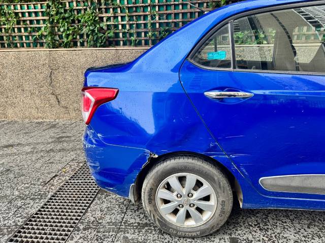 https://images10.gaadi.com/usedgaadi-sellcar/UsedCar/f510ca53a/d531998d-1563-49b0-a6ff-f9c326a148a2.jpeg?imwidth=6400
