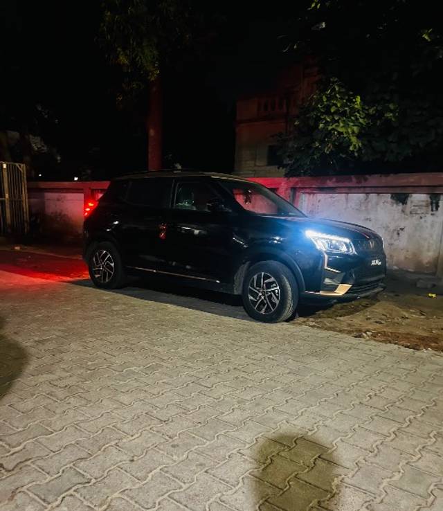https://images10.gaadi.com/usedgaadi-sellcar/UsedCar/f511011ea/bfbb3985-1644-4a43-aadd-e3cdca69d335.jpeg?imwidth=6400