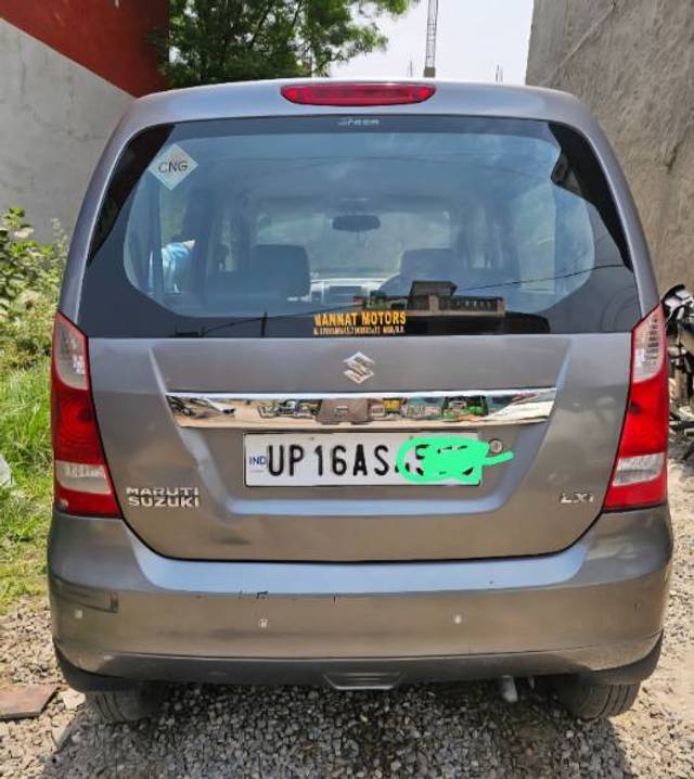 https://images10.gaadi.com/usedgaadi-sellcar/UsedCar/f5110274a/b666c2c6-4b43-47ad-8245-9174e90036d0.jpg?imwidth=6402