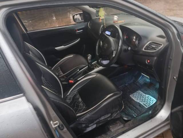 https://images10.gaadi.com/usedgaadi-sellcar/UsedCar/f511062fa/1d3bcfe4-c4bf-446a-b4a6-c34b374e4486.jpg?imwidth=6401