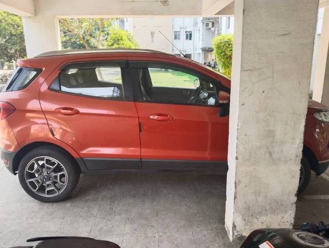 https://images10.gaadi.com/usedgaadi-sellcar/UsedCar/f5112b00a/3a95a928-2d23-4a24-8aad-421289e0fd6a.jpg?imwidth=6401