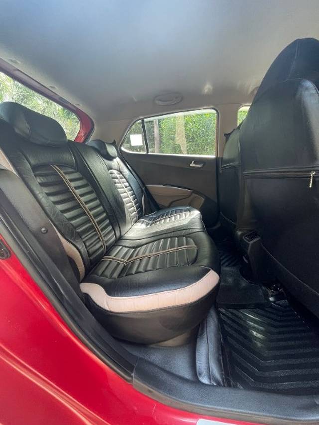 https://images10.gaadi.com/usedgaadi-sellcar/UsedCar/f5113049a/f091ecea-797f-49dd-9936-fab533ff62a5.jpeg?imwidth=6402