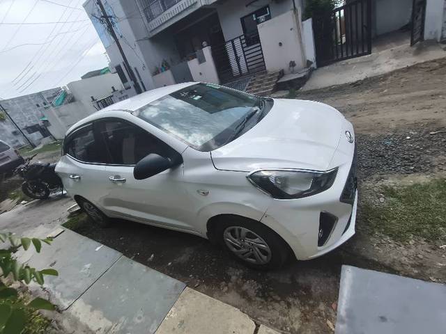 https://images10.gaadi.com/usedgaadi-sellcar/UsedCar/f511803aa/40777382-9731-425c-bf01-a08597673371.jpg?imwidth=6400
