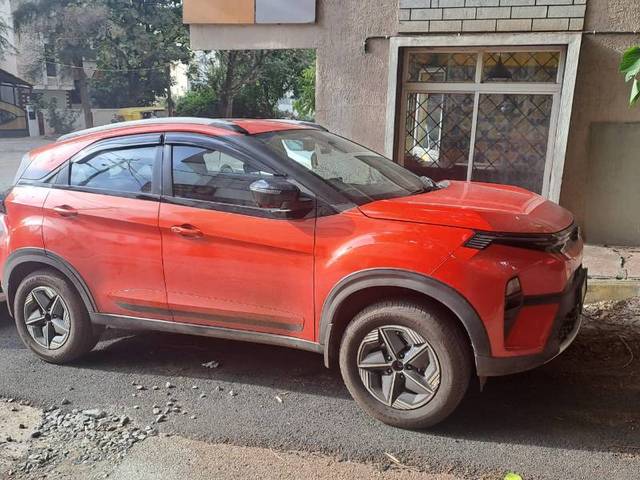 https://images10.gaadi.com/usedgaadi-sellcar/UsedCar/f5128513a/5b97dd25-7423-4409-bdde-91e99008bd97.jpg?imwidth=6400