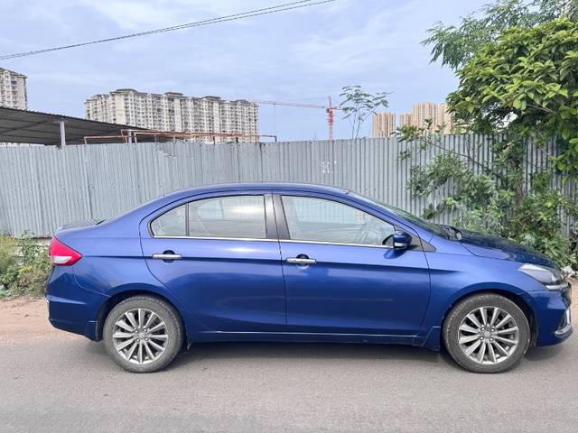 https://images10.gaadi.com/usedgaadi-sellcar/UsedCar/f5138e7aa/a18f001c-7750-42b3-ab3c-e8ff5c8e7bbd.jpeg?imwidth=6401