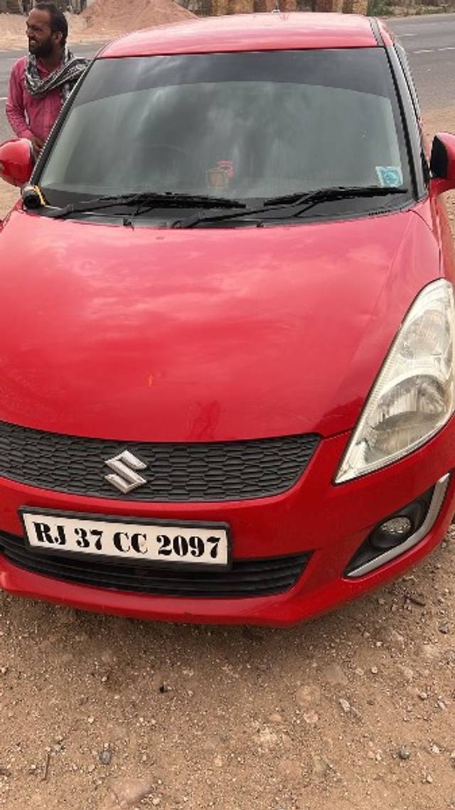 https://images10.gaadi.com/usedgaadi-sellcar/UsedCar/f513b324a/ed882441-7427-40bd-8b9d-72eb9d1bb14f.jpeg?imwidth=6400