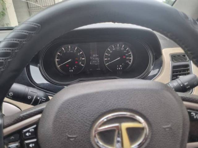 https://images10.gaadi.com/usedgaadi-sellcar/UsedCar/f514be90a/42a771f3-ae16-4e2b-b530-443ceea7f3c6.jpg?imwidth=6402