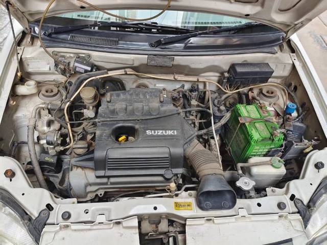 https://images10.gaadi.com/usedgaadi-sellcar/UsedCar/f514fb0fa/ea96795f-d0bb-460b-8aca-6f8a886c0de9.jpg?imwidth=6401