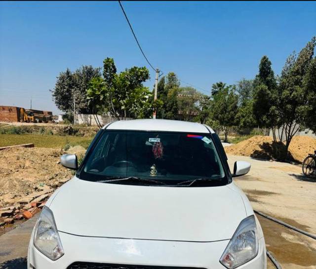 https://images10.gaadi.com/usedgaadi-sellcar/UsedCar/f515c566a/10e28def-f225-4478-acce-96227cf1f024.png?imwidth=6401