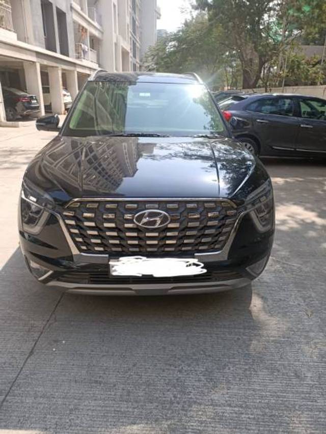 https://images10.gaadi.com/usedgaadi-sellcar/UsedCar/f5160825a/0c546abd-e0b4-4df2-807e-126e84dd8103.jpeg?imwidth=6400