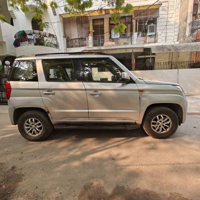 https://images10.gaadi.com/usedgaadi-sellcar/UsedCar/f5161e46a/0a16b631-8765-4e79-8024-799a7171dfa9.jpg?imwidth=6401