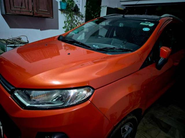 https://images10.gaadi.com/usedgaadi-sellcar/UsedCar/f516ae72a/991db154-4dde-42c2-a292-72a219b7d810.jpeg?imwidth=6402