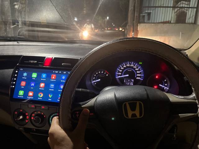 https://images10.gaadi.com/usedgaadi-sellcar/UsedCar/f516c662a/589efe1e-9cba-4e99-98c3-f8b2df8127bf.jpg?imwidth=6402