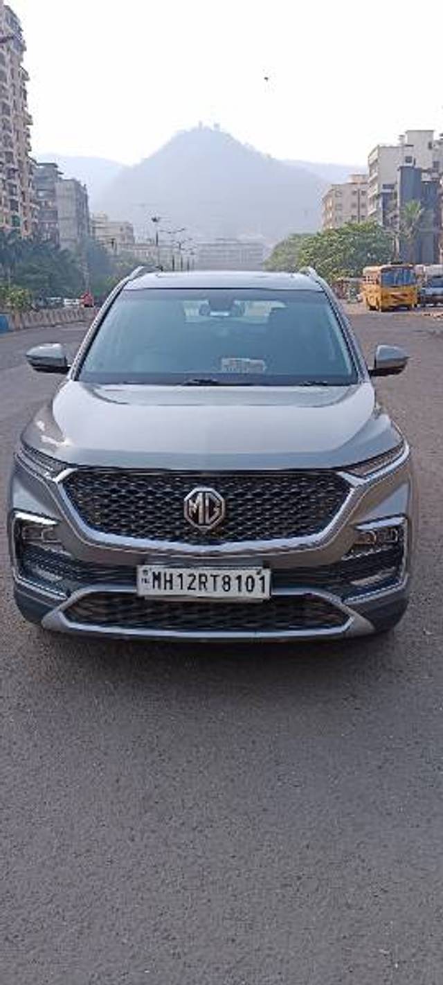 https://images10.gaadi.com/usedgaadi-sellcar/UsedCar/f516d8e3a/38f86a88-ea80-40b1-93a6-34f63383436f.jpg?imwidth=6402