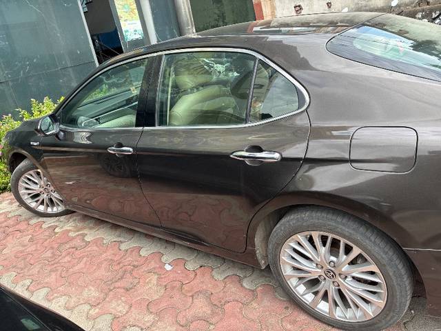 https://images10.gaadi.com/usedgaadi-sellcar/UsedCar/f51721b2a/db58effd-d2dd-4d45-b32c-ddd850495dc6.jpg?imwidth=6402
