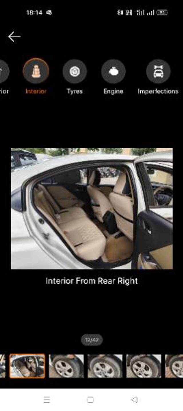 https://images10.gaadi.com/usedgaadi-sellcar/UsedCar/f5178e97a/626034c2-da8b-4e99-b7ae-4862884dd8d2.jpg?imwidth=6402