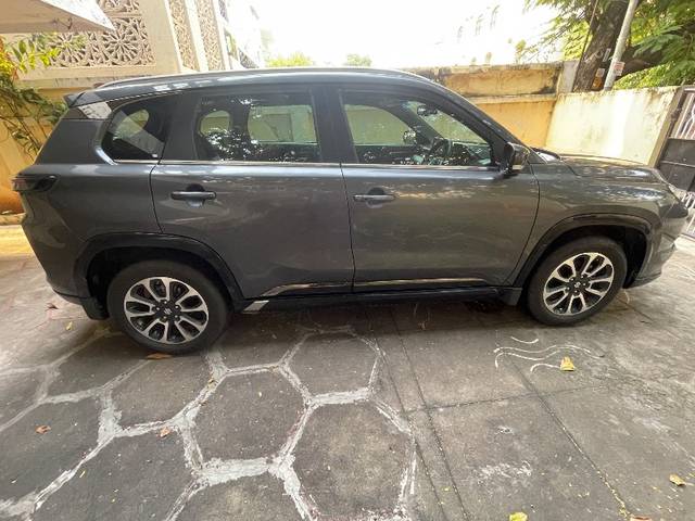 https://images10.gaadi.com/usedgaadi-sellcar/UsedCar/f518058ea/7c9c8a6b-9f1d-4485-9806-d182335a7d6b.jpeg?imwidth=6401
