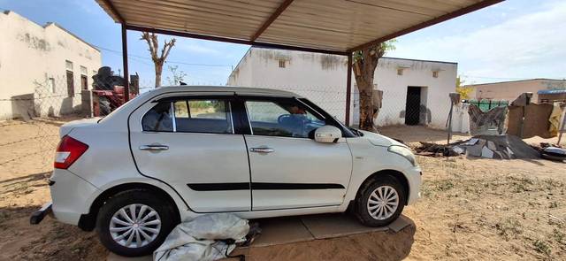 https://images10.gaadi.com/usedgaadi-sellcar/UsedCar/f5183531a/e52685c8-fc44-425a-a915-87cc3a376cc0.jpg?imwidth=6400