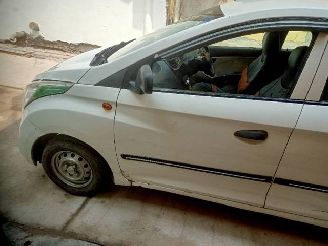 https://images10.gaadi.com/usedgaadi-sellcar/UsedCar/f51858fda/0b37d0d7-ce01-40f6-a43d-bacaca40daef.jpg?imwidth=6402