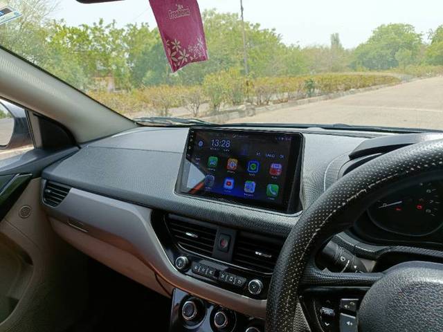 https://images10.gaadi.com/usedgaadi-sellcar/UsedCar/f51869d8a/479bf538-068f-4bf6-a33e-cb9e3467ad86.jpg?imwidth=6402
