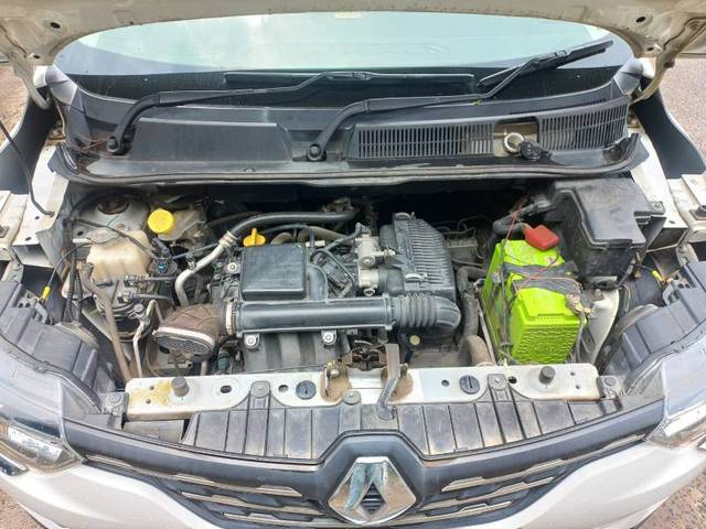 https://images10.gaadi.com/usedgaadi-sellcar/UsedCar/f51885f7a/7a557808-7d9a-4af0-b9bc-b99972bf50df.jpg?imwidth=6402