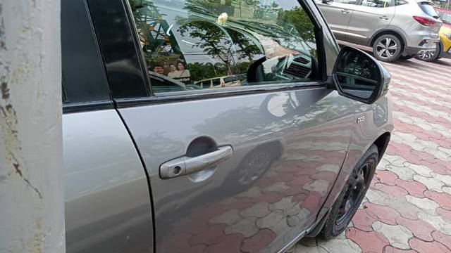 https://images10.gaadi.com/usedgaadi-sellcar/UsedCar/f51887d2a/f871a0cc-6510-474a-895c-92ff12a1c135.jpg?imwidth=6401