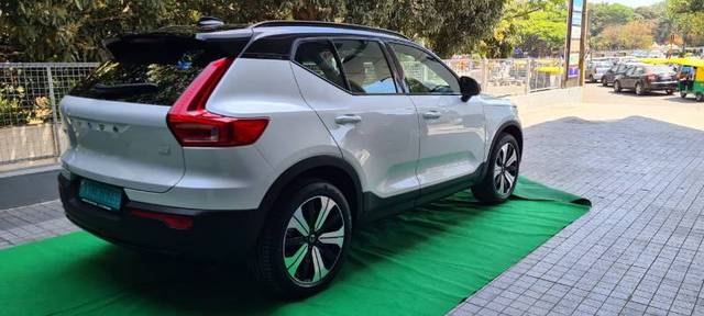https://images10.gaadi.com/usedgaadi-sellcar/UsedCar/f5188b30-5d0f-4983-a2dd-b399819f7beb/a9161eb5-c5c8-4213-914a-50c241654a2a.jpg?imwidth=6401