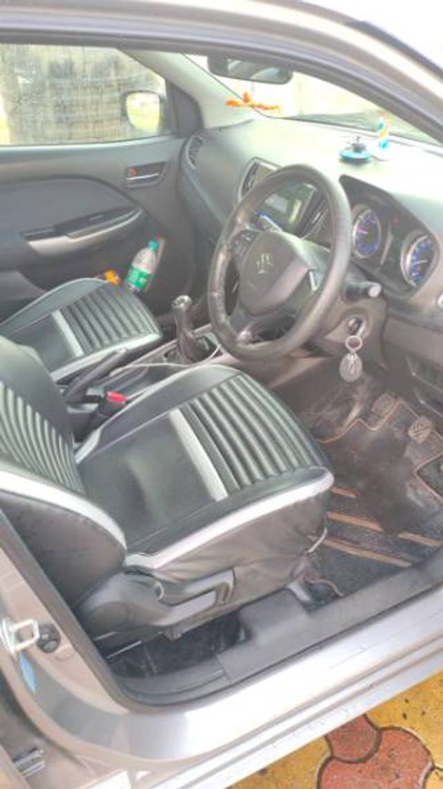 https://images10.gaadi.com/usedgaadi-sellcar/UsedCar/f5192559a/3de89004-acfc-48c7-81ab-4cf61b91b719.jpg?imwidth=6402