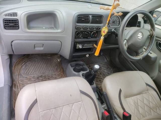 https://images10.gaadi.com/usedgaadi-sellcar/UsedCar/f5196c17a/3bbc3136-2aa8-41c2-bf9c-a701b2de351b.jpg?imwidth=6401