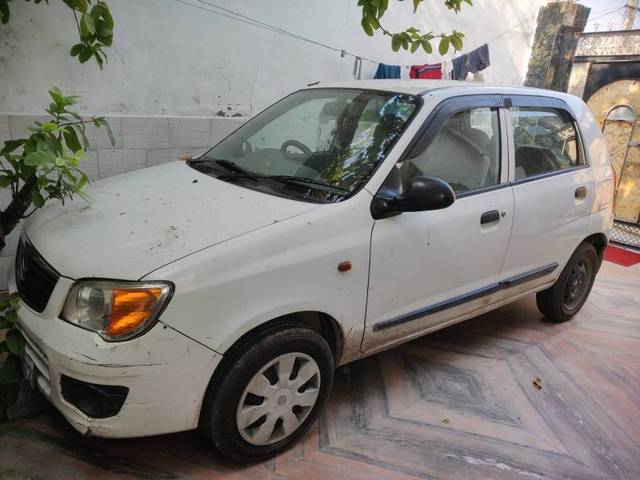 https://images10.gaadi.com/usedgaadi-sellcar/UsedCar/f5196c17a/674b5825-b7dd-4801-b96b-97e68a39d0cc.jpg?imwidth=6400