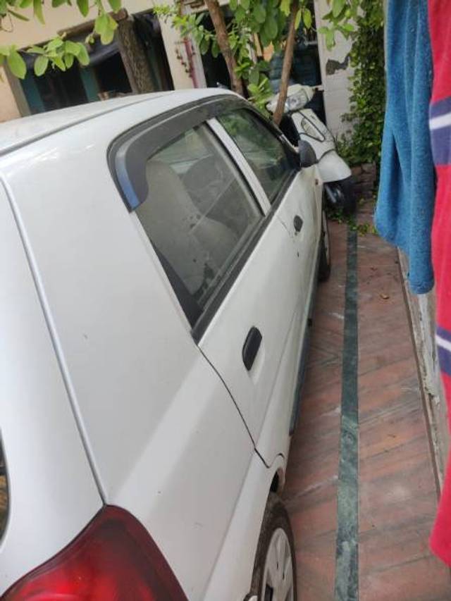 https://images10.gaadi.com/usedgaadi-sellcar/UsedCar/f5196c17a/a01353f3-ae5e-464f-8caf-b01aa5a8e7cf.jpg?imwidth=6402