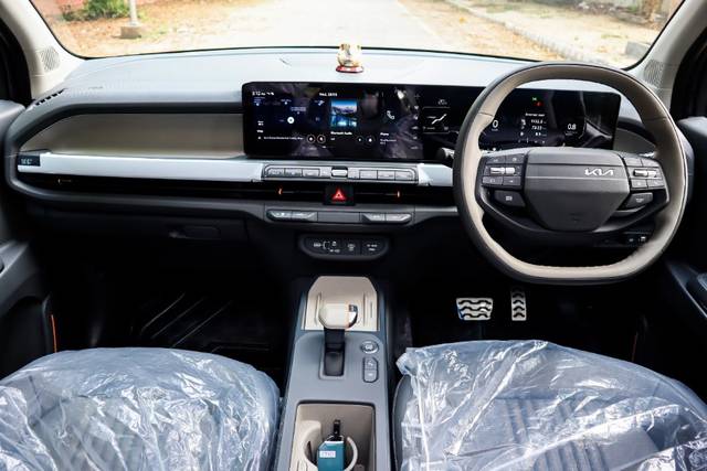 https://images10.gaadi.com/usedgaadi-sellcar/UsedCar/f519eb04a/c31c4811-41a3-41b4-a98e-ae737d36072e.jpeg?imwidth=6402