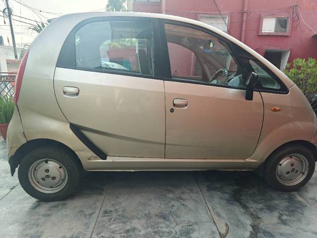 https://images10.gaadi.com/usedgaadi-sellcar/UsedCar/f51a197ca/d9ee0ab8-c3b7-4072-a99c-1bc8307010fe.jpg?imwidth=6401