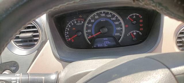 https://images10.gaadi.com/usedgaadi-sellcar/UsedCar/f51a683ea/82282f61-0026-4797-a807-6dedf5510e9d.jpg?imwidth=6401