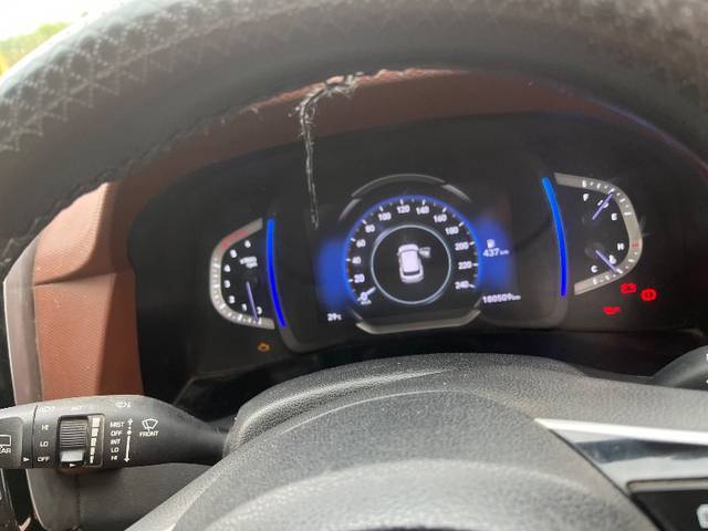 https://images10.gaadi.com/usedgaadi-sellcar/UsedCar/f51b20d5a/45455ca1-39db-473f-9114-1c9cb5bb3703.jpeg?imwidth=6401
