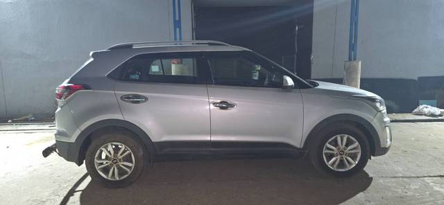 https://images10.gaadi.com/usedgaadi-sellcar/UsedCar/f51ba617a/32dddcad-9ffb-48f1-9824-21014e7c395a.jpg?imwidth=6401